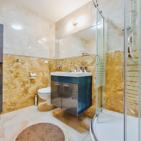 Wechta - Promenada Gwiazd Z Sauna, Sun & Snow 아파트